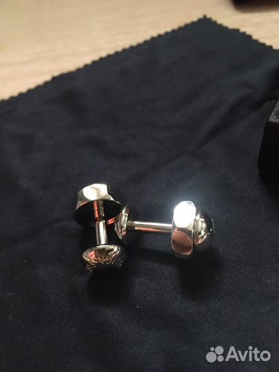 Запонки Louis vuitton