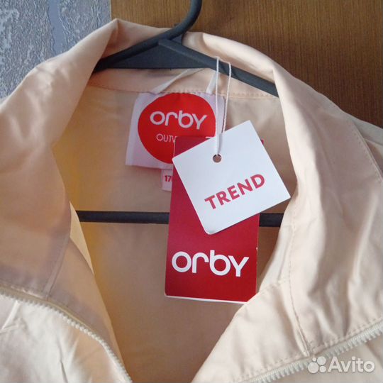 Ветровка Orby