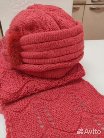 Шапка женская с шарфом