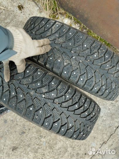 Nokian Tyres Hakkapeliitta 4 16.5/65 R15 88