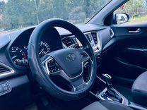 Hyundai Solaris 1.6 AT, 2017, 256 000 км, с пробегом, цена 990 000 руб.