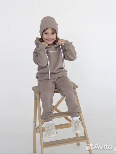 Пошив костюмов и худи на заказ