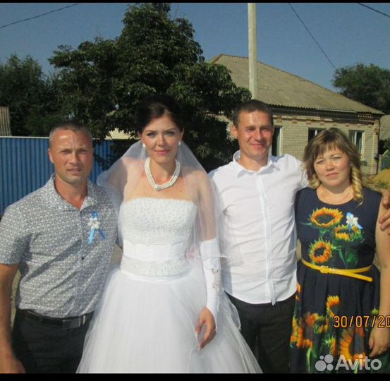 Свадебное платье