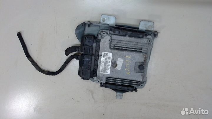 Блок управления двигателем Volkswagen Golf Plus, 2