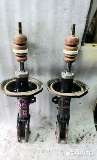 Стойки Передние toyota Avensis 25 +видео