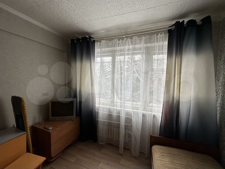 Комната 10,7 м² в 1-к., 3/5 эт.