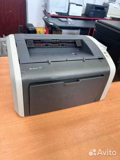 Принтер HP LaserJet 1010