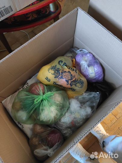 Много пряжи