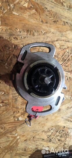 Распределитель зажигания (трамблер) Volkswagen 3