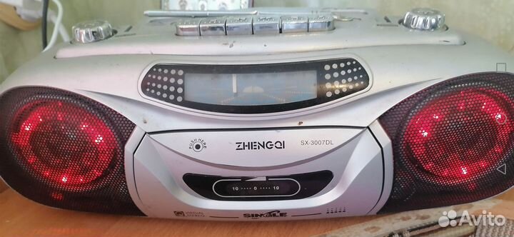 Кассетный магнитофон