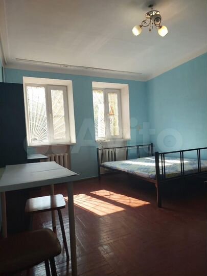 Комната 24 м² в 1-к., 1/2 эт.