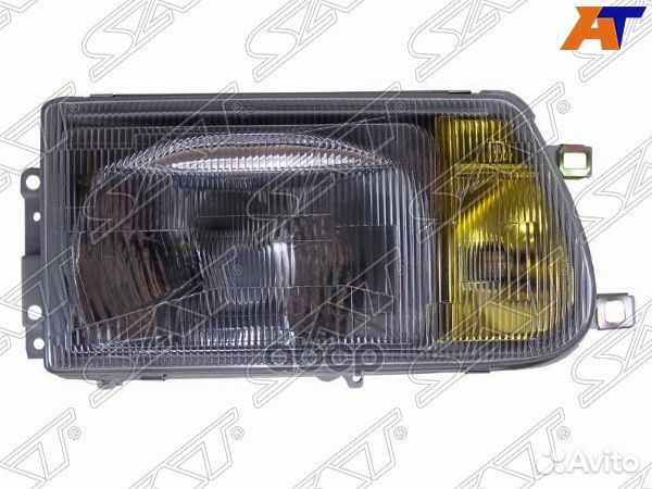 Фара toyota dyna/toyoace 95-99 RH с желтой