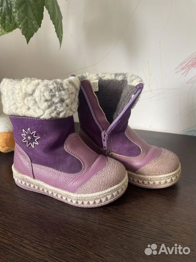 Сапожки для девочки 25