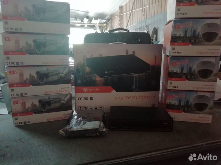 Комплект IP-видеонаблюдения