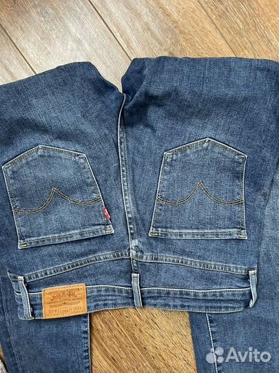 Джинсы levis