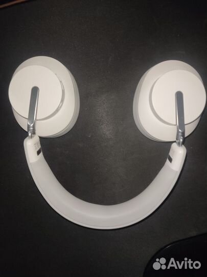 Беспроводные наушники bloody