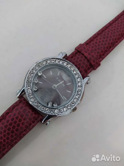 Часы женские avon новые