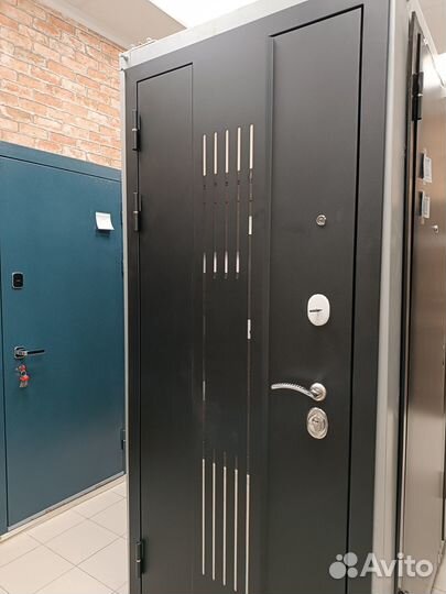 Двери входные для дома и квартир