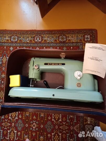 Швейная машинка ручная