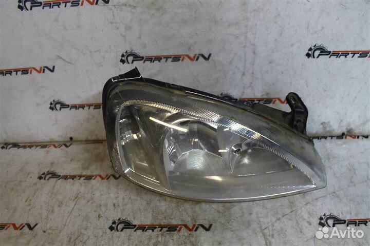 Фара правая Опель Корса С