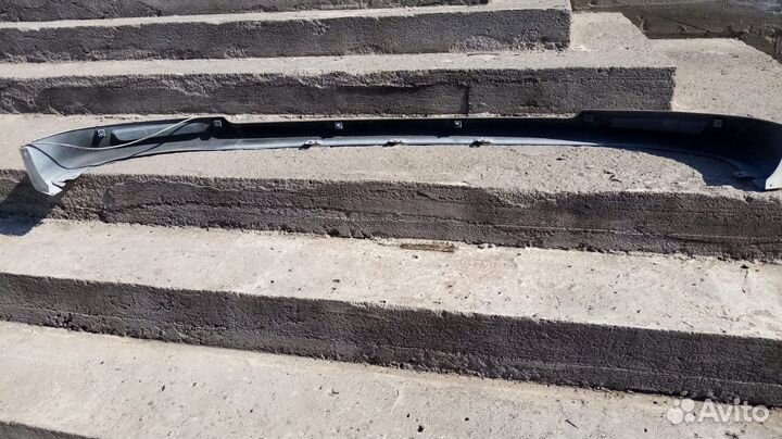 Губа накладка на бампер nissan elgrand е51