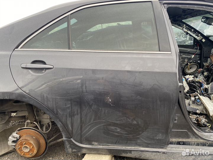 Toyota camry 40 дверь правая задняя