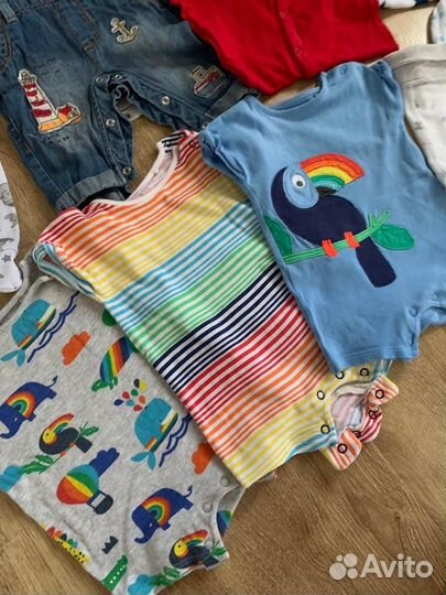 Пакет фирменных вещей