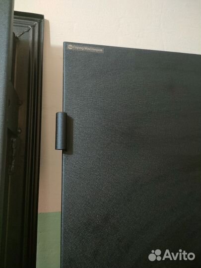 Дверь входная металлическая новая