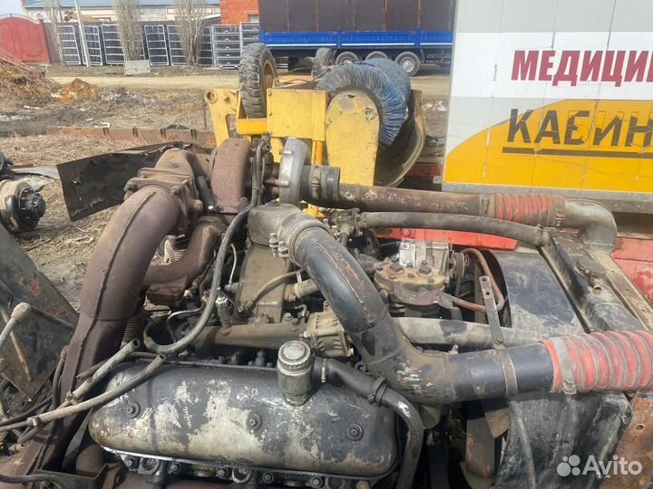 Двигател ямз-236