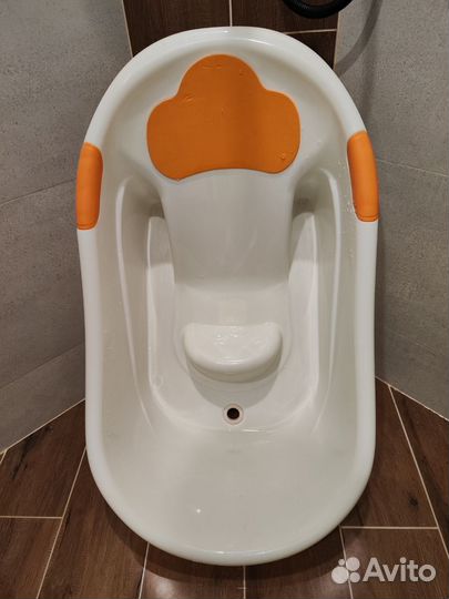 Ванночка для купания со сливом