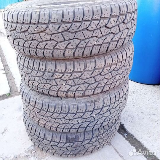 Triangle TR292 225/70 R16