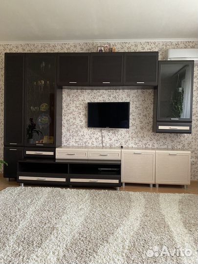 Стенка в гостиную