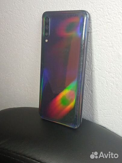 Samsung Galaxy A50, 4/64 ГБ