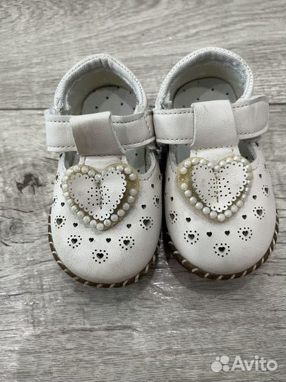 Сандалии для девочки 22 размер