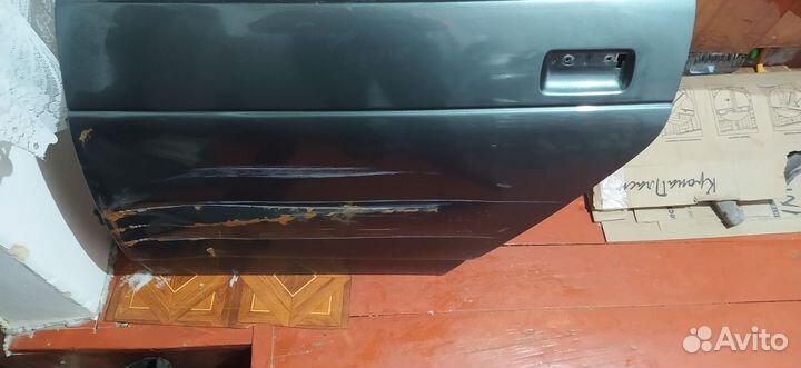 Дверь левая задняя priora