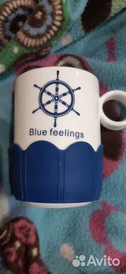 Чашка с крыжечкой новая в коробочке