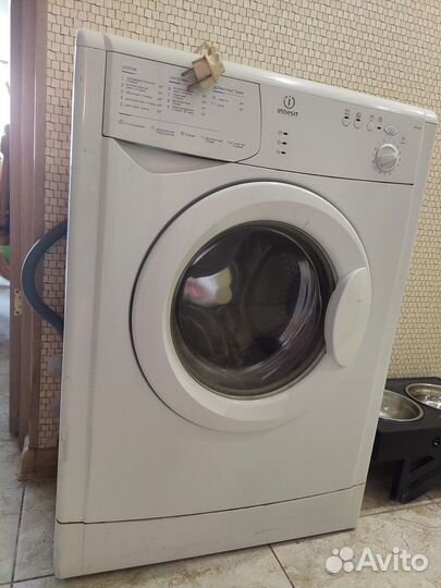 Стиральная машина бу indesit