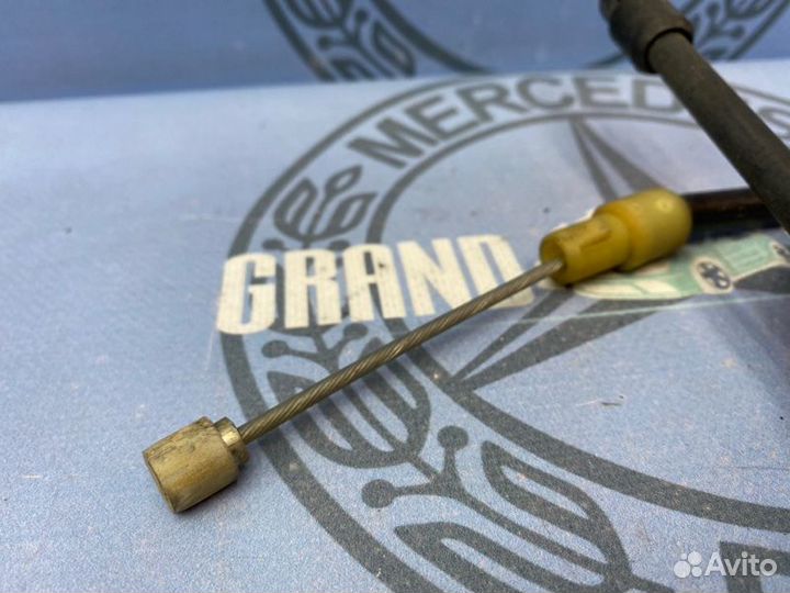 Трос ручника передний Mercedes-Benz E-Class W210