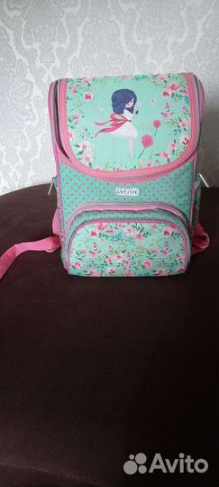Школьный рюкзак