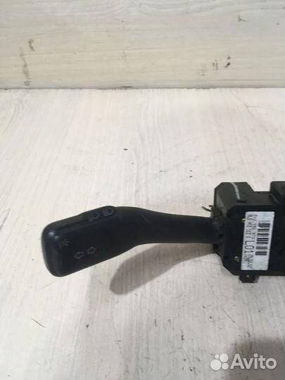 Переключатель поворотов Шаран 8L0953513G 4B0953503