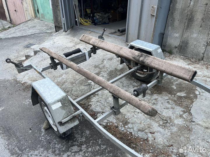 Продам лодочный прицеп