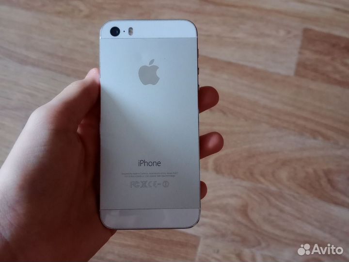 iPhone 5S, 64 ГБ