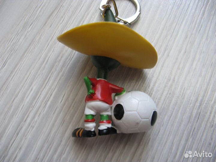 Талисман Чемпионата Мира по футболу 1986 брелок