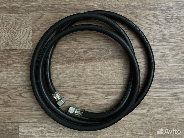 Шланг для газовых приборов 2,5м б/у