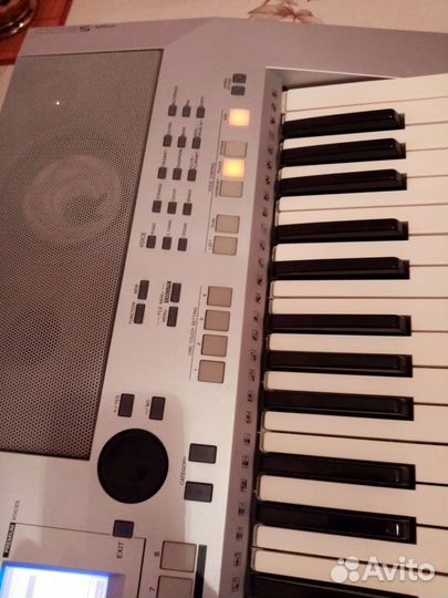 Синтезатор yamaha psr s 500