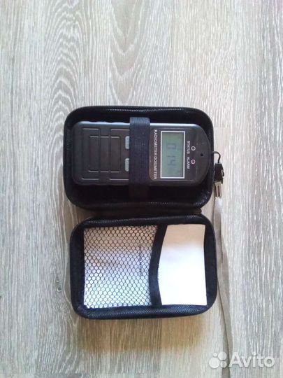 Дозиметр радиации новый f9000