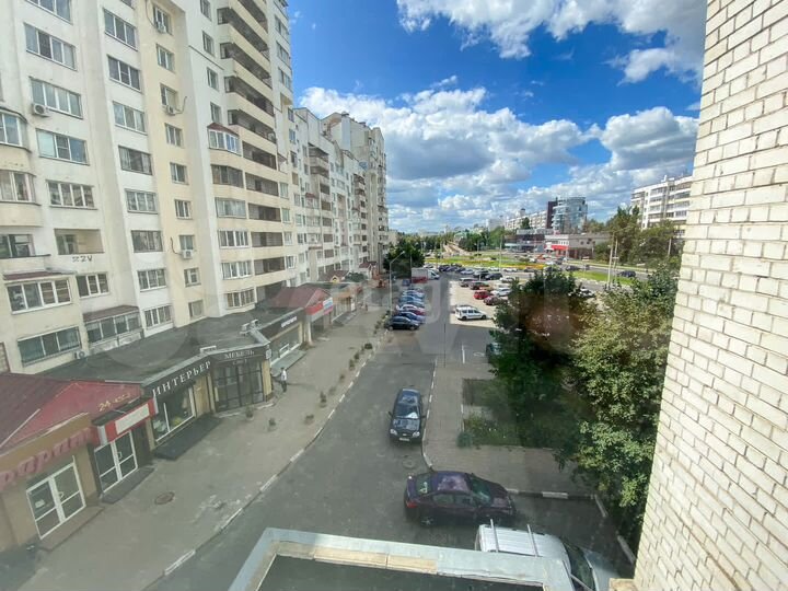 2-к. квартира, 85,2 м², 4/12 эт.