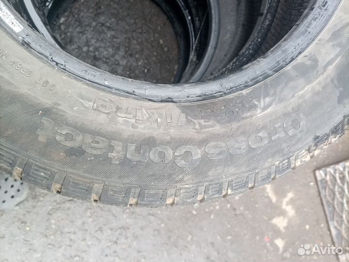 Continental ContiCrossContact Viking 215/65 R16
