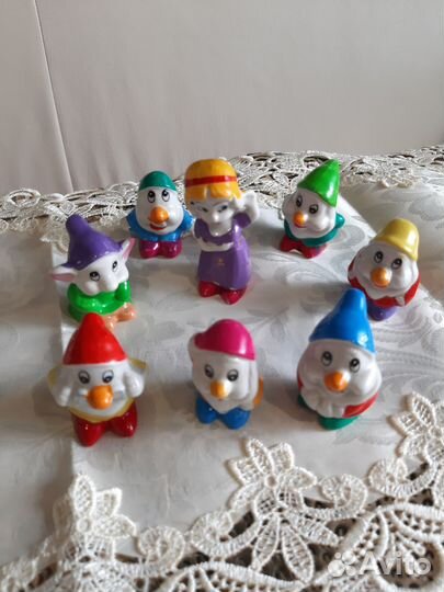 Фигурки.Белоснежка и семь гномов