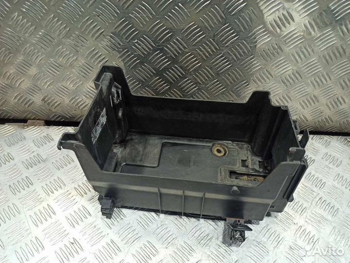 Площадка АКБ Insignia (08) б\у (арт. 12355613)